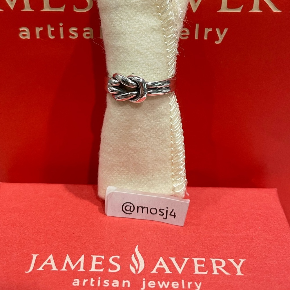 Retired James Avery Lovers Knot Ring
